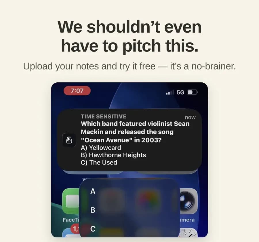 A Kwyzi quiz question delivered as a lock-screen notification, with the multiple-choice answers ready to tap.